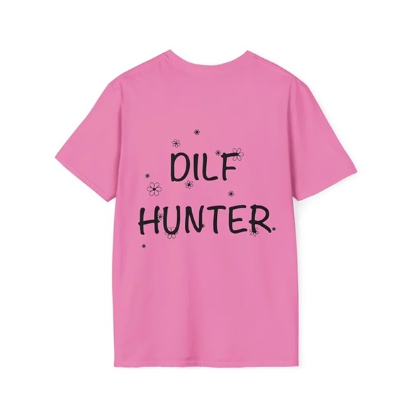 DILF Hunter, Short Sleeve Tee - Picture 1 of 9